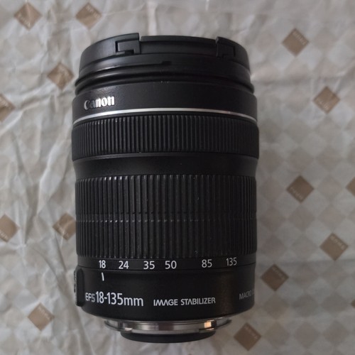 Canon 135mm 3 5 - 18-135mm, f/3.5-5.6